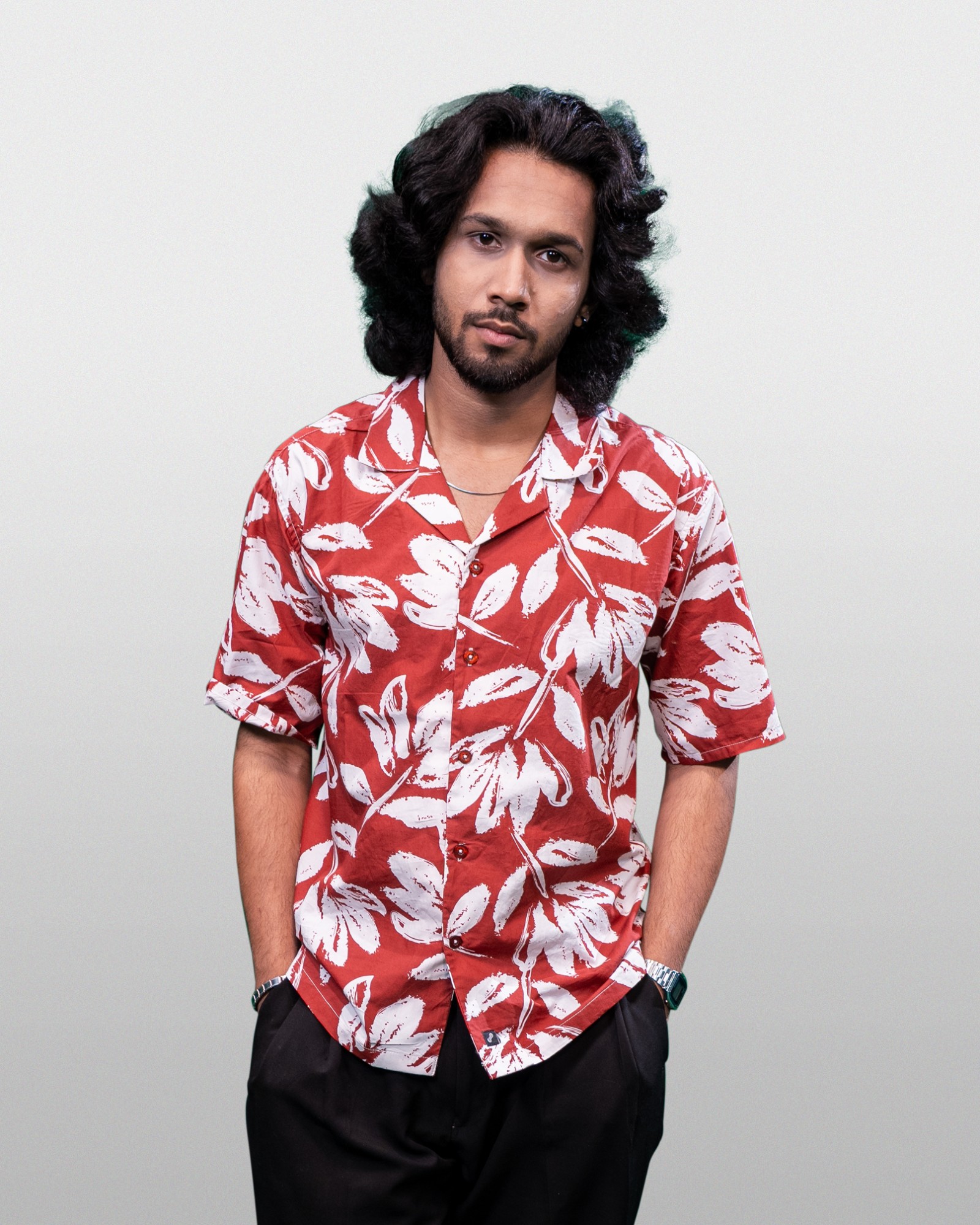 Leaf Motif, Resort Collar, Dark Burgundy
