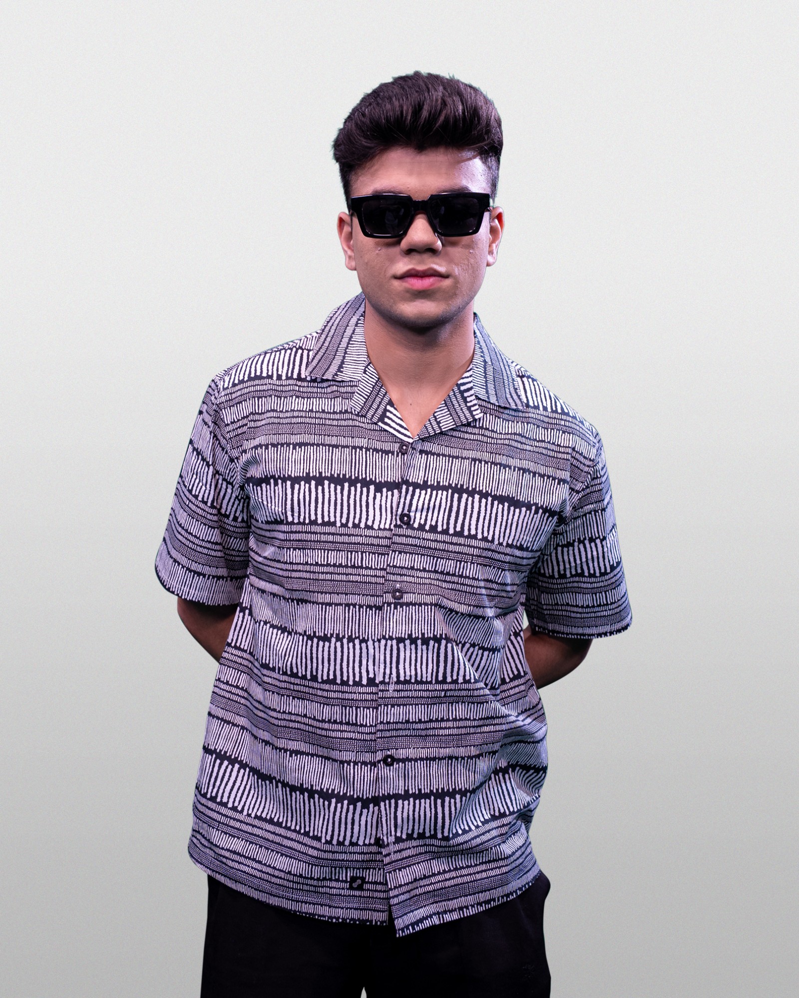 Tribal Dash, Resort Collar